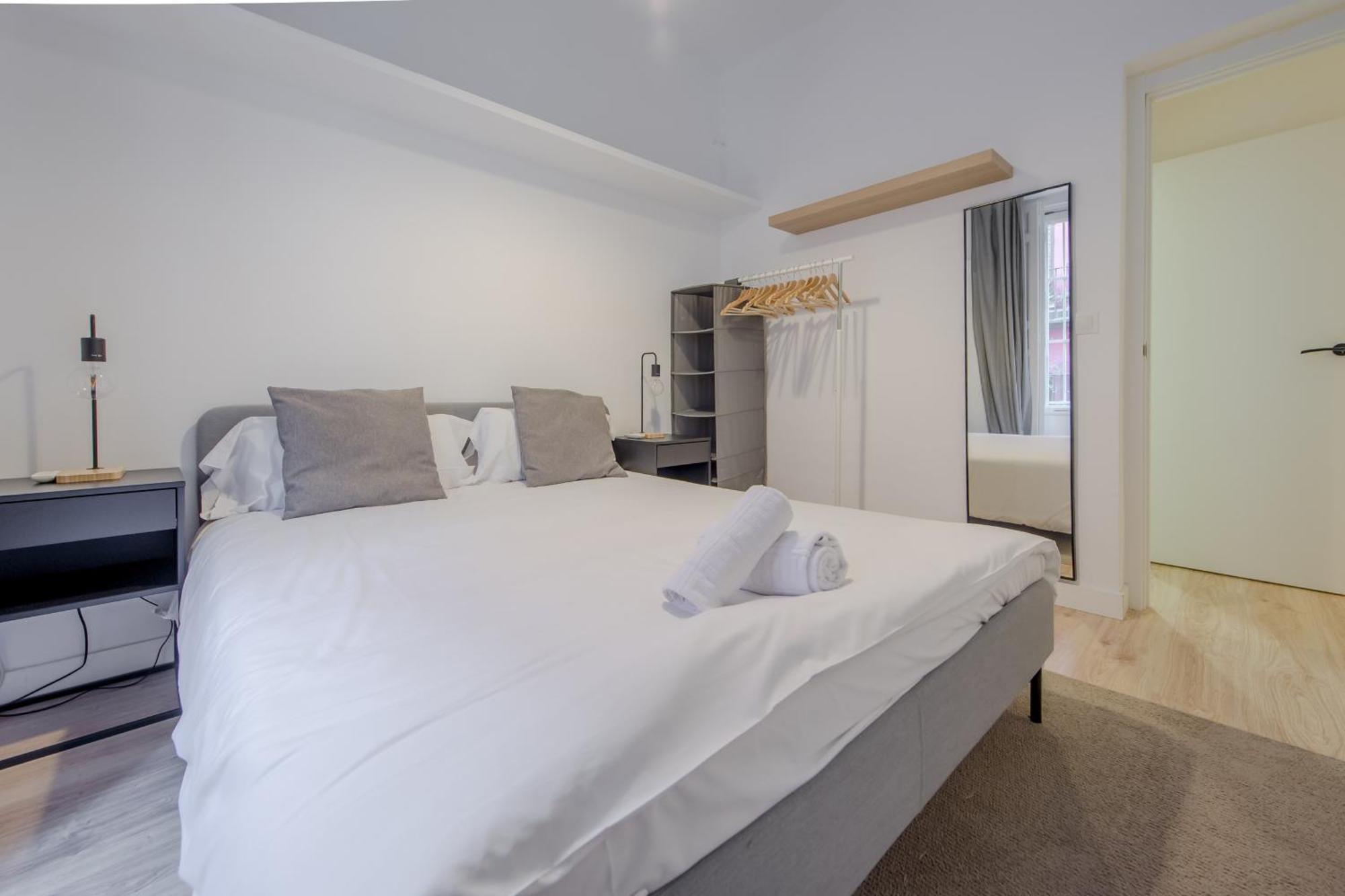 Premium Apt Para 9Pax En Calle Olmo - Centro De Madrid E1 Exterior photo